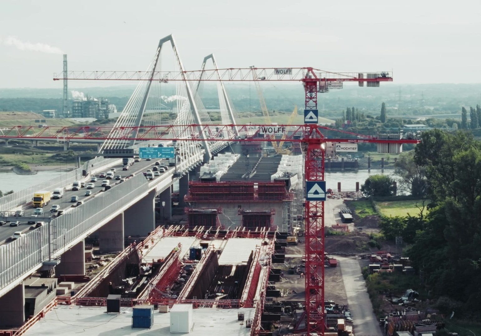 HOCHTIEF 5